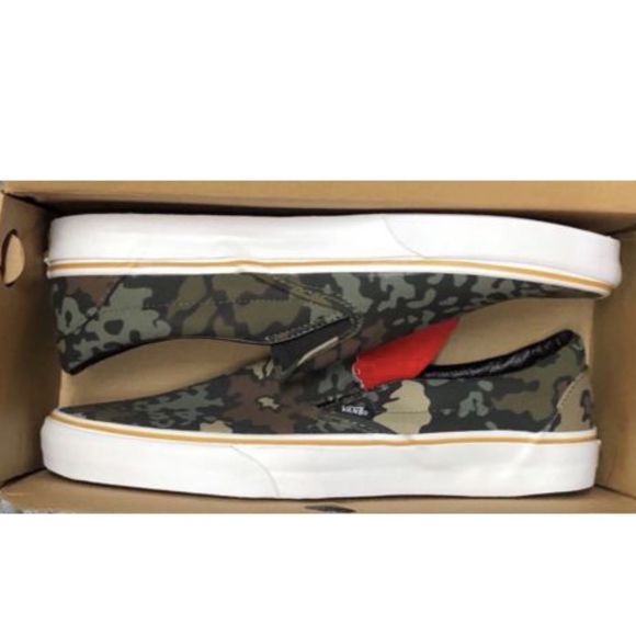 slip on camo vans